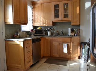 154 Sylvan Knoll Rd, Stamford, CT 06902