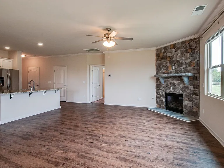 3704 Jerry Anderson Dr — Photo 13