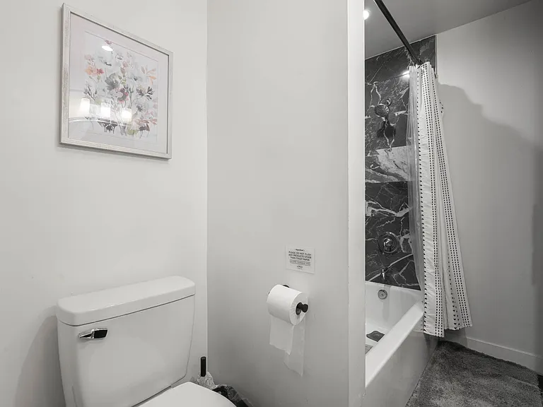 13730 Community St — Photo 20