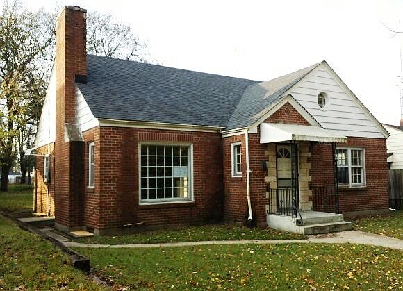 1st image of 3020 Custer Ave