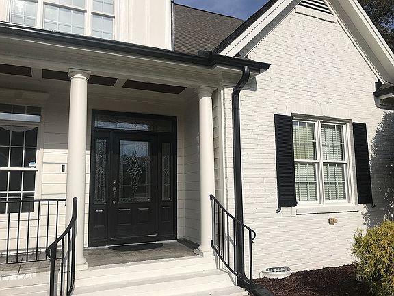 Inviting Front Entry