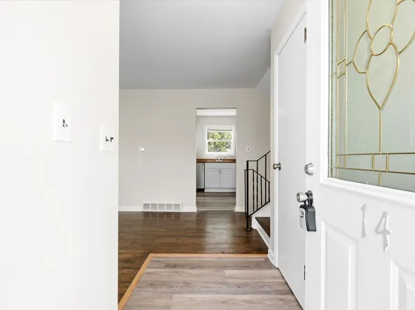 14 Dove Path, Liverpool, NY 13090
