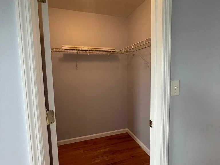 3 Montrose Ave #2 — Photo 15