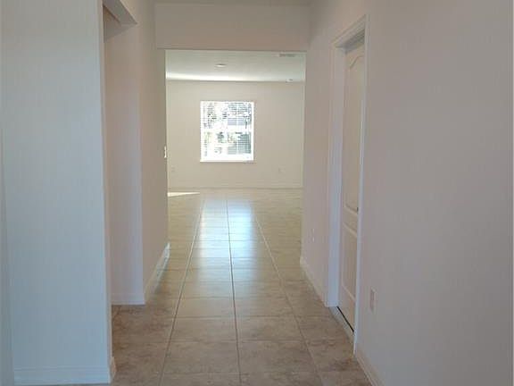 5th image of 2073 SW Ember St