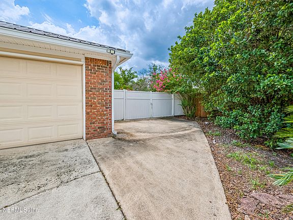3rd image of 3237 BREAM Way