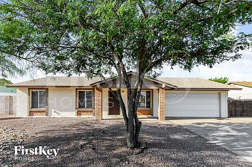 5031 W Windrose Dr Photo 1