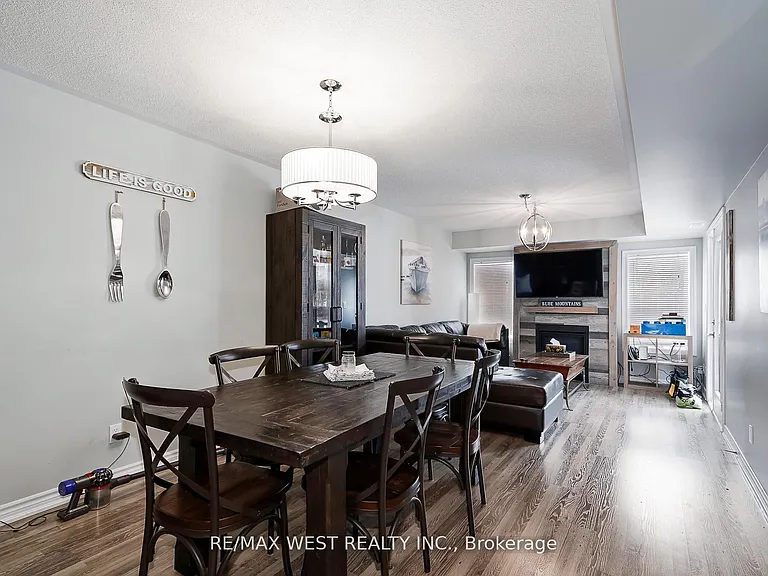 5 Anchorage Cres #107 — Photo 12