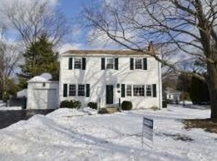 62 Fenwood Dr, Old Saybrook, CT 06475