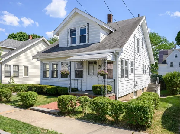 253 Billings St, Quincy, MA 02171