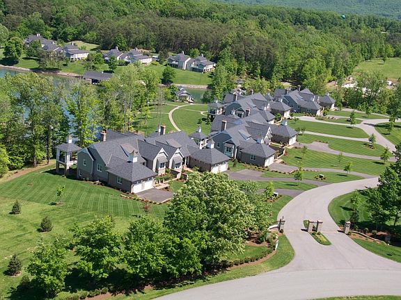 4th image of 115 Grande Villa Dr #7