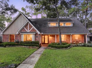 12418 Old Oaks Dr, Houston, TX 77024