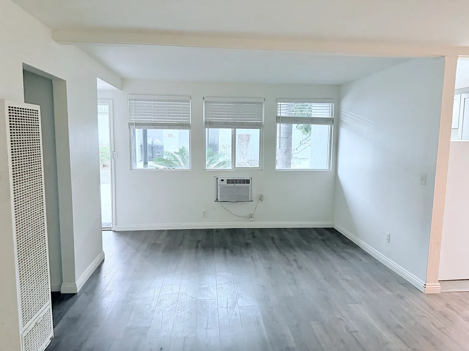 2 bed, 800 sqft, $2,145 — Photo 3