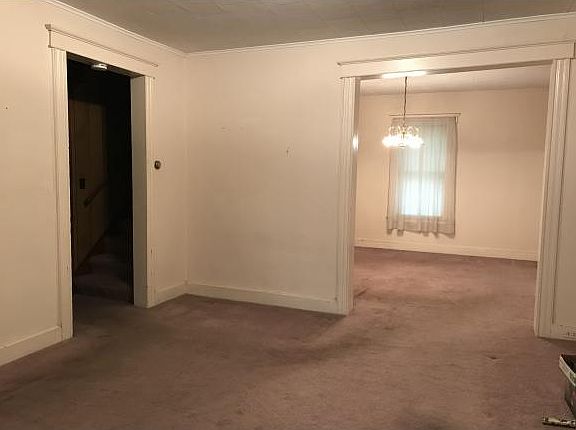 5th image of 89 Mary St