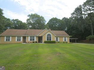 65 Rockland Trl, Sharpsburg, GA 30277
