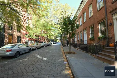 Rented by Bond New York