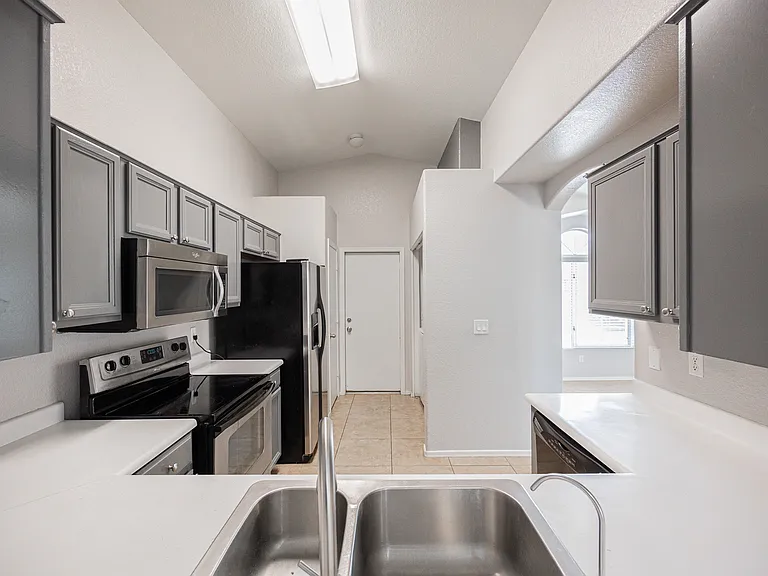 5014 W Ponderosa Ln — Photo 11
