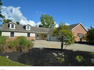 8213 Olde Eight Rd, Northfield, OH 44067