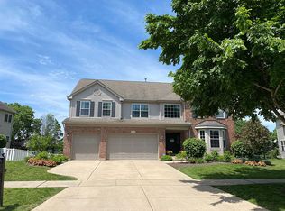 921 Omaha Dr, Yorkville, IL 60560