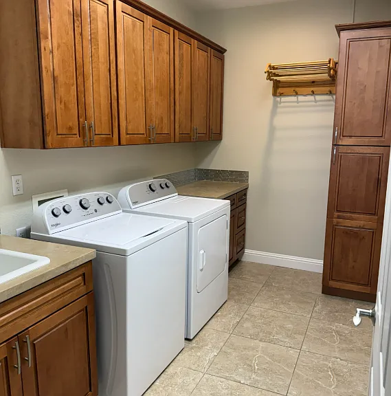 653 Lilja Ct — Photo 12