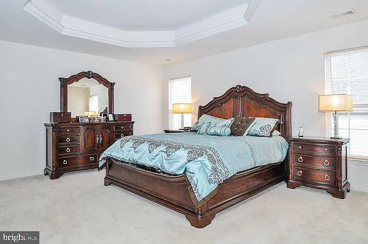 9910 E Hill Dr — Photo 12