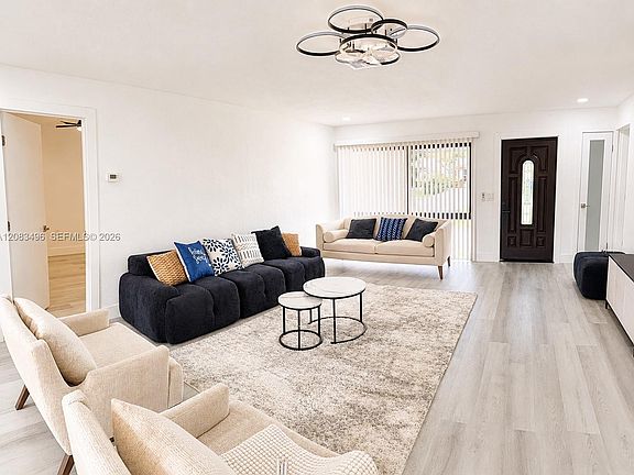 3rd image of 10171 NW 24th St