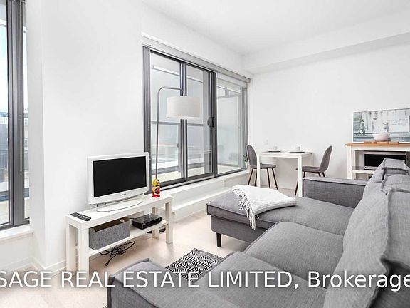 2nd image of 60 Colborne St #712