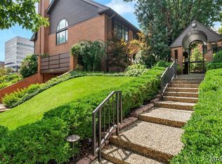 139 N Central Ave APT B, Saint Louis, MO 63105