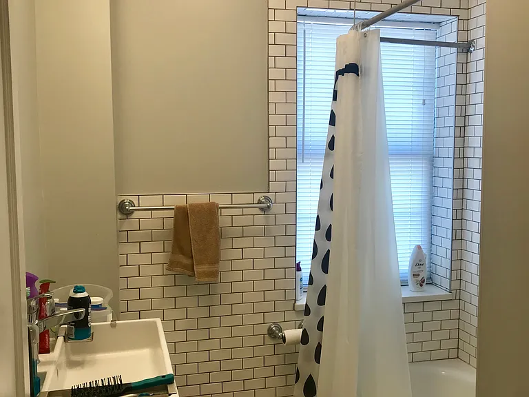 353 N Easton Rd #202 — Photo 10