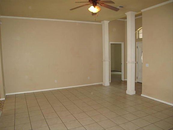 3rd image of 8400 Taos Dr