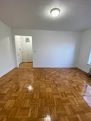 Rented by City Prime Commercial Realty 