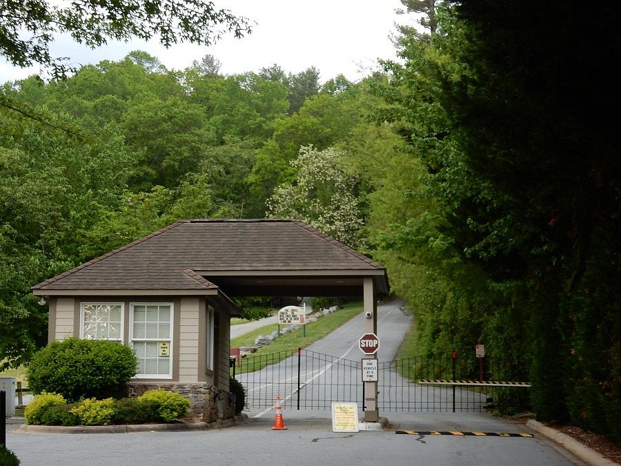 2nd image of 77 Devonshire Dr