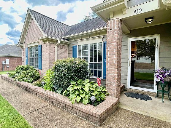 5th image of 410 Oakland Hills Dr