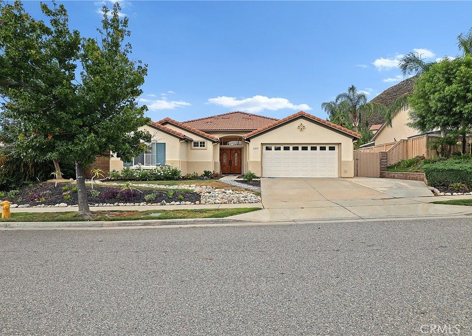 1st image of 31897 Green Leaf Ct