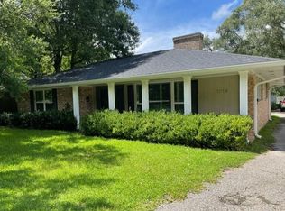 1914 Old Shell Rd, Mobile, AL 36607