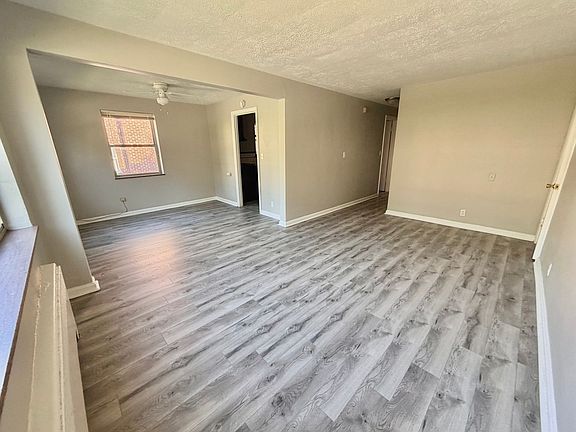 2nd image of 3224 Gobel Ave #2