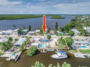 4689 Pine Island Rd NW, Matlacha, FL 33993