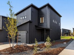 385 N Wylder Loop, Post Falls, ID 83854