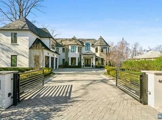 464 N Woodland St, Englewood, NJ 07631