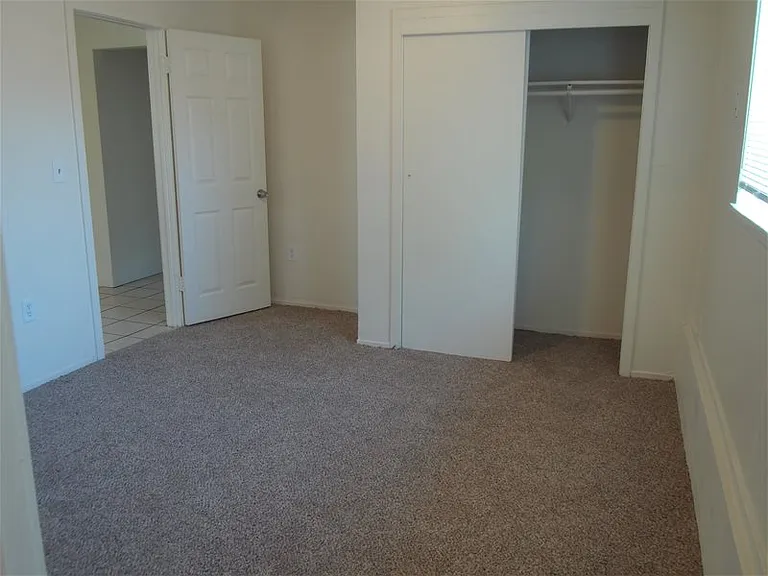 1115 Holly Ave #C — Photo 7