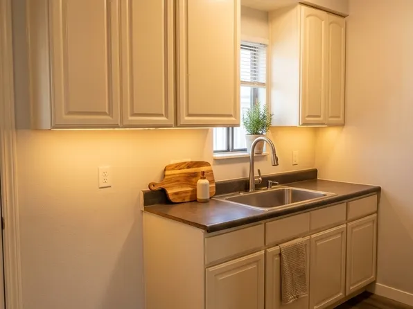 21718 Elaine Ave #21718, Hawaiian Gardens, CA 90716