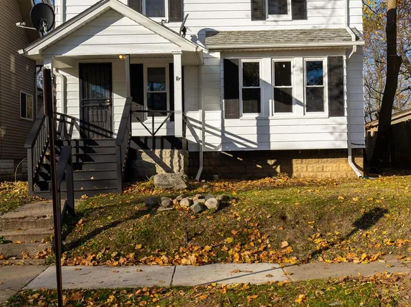 91 Thorpe St, Pontiac, MI 48341