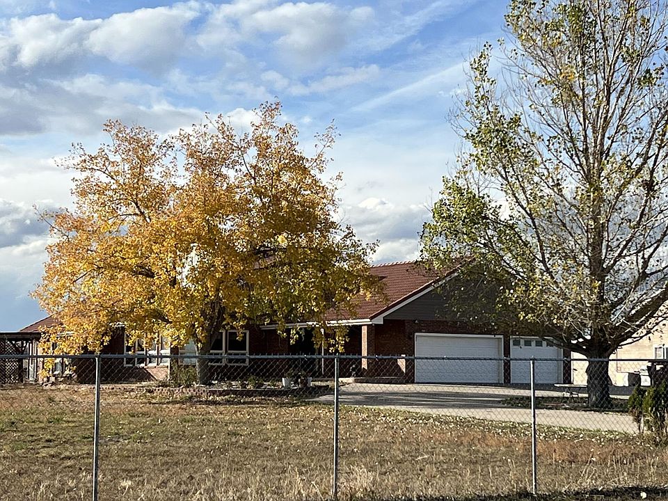 1st image of 15635 Pecos St