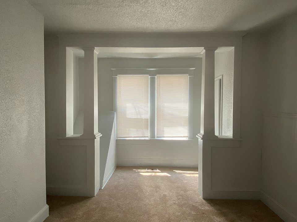 1st image of 215 W 38th St Unit 1