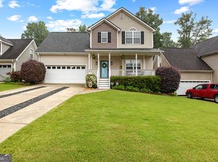 27 Roxbury Ln, Newnan, GA 30265