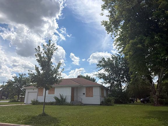 3rd image of 1700 Avalon Ave