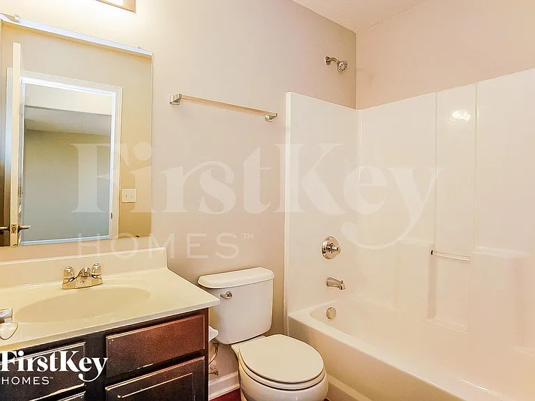 5679 Battle Creek Way — Photo 14
