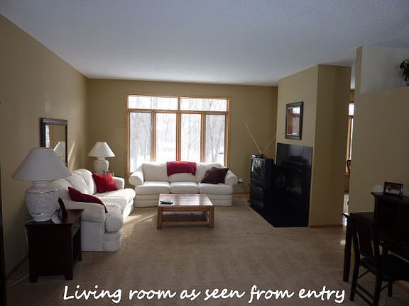 Living room frm entry