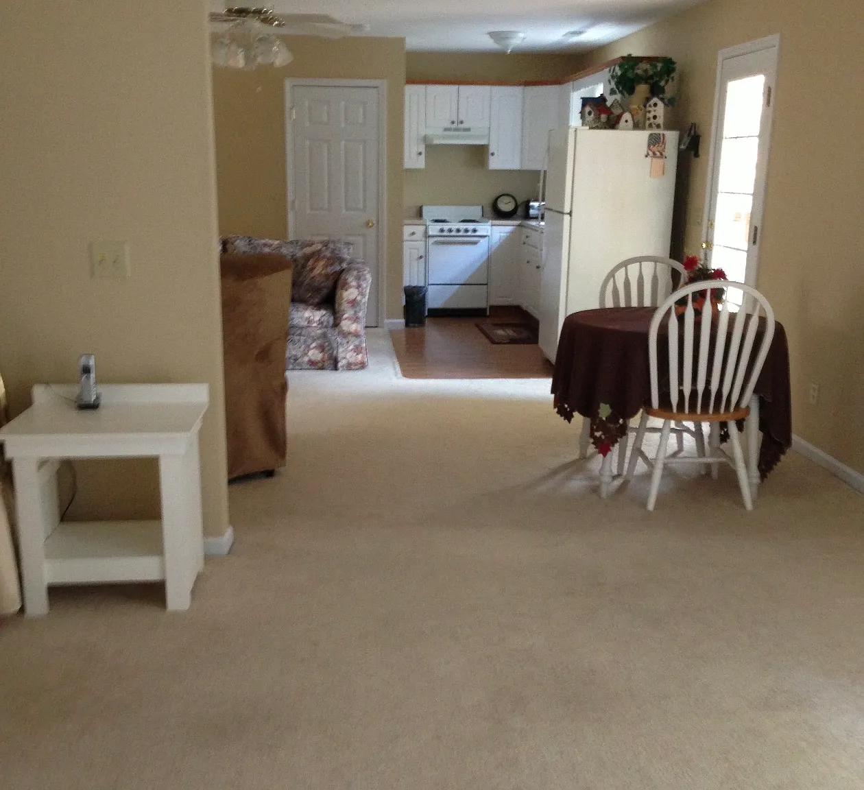 1 bed, 750 sqft, $1,100 — Photo 4