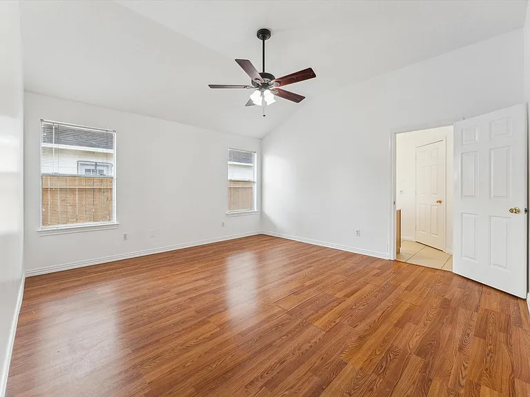 6831 Catarina Cir — Photo 6