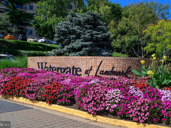 307 Yoakum Pkwy APT 1507, Alexandria, VA 22304